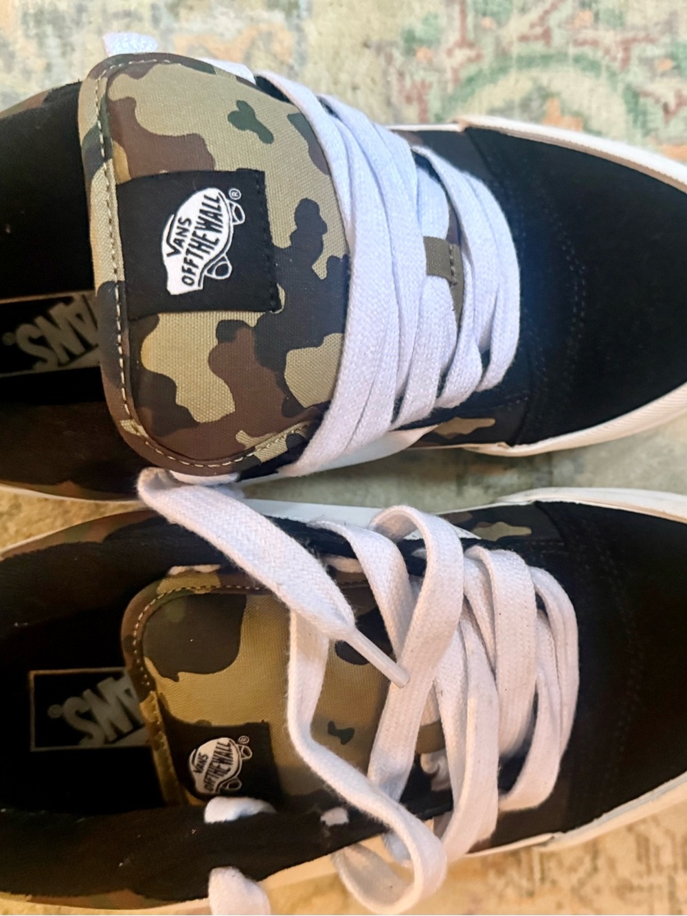 Vans mens 10 Black & Green Camo Skate Shoes - Classic Off The Wall